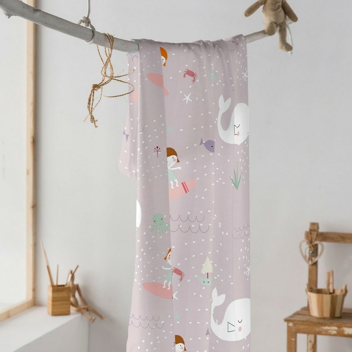 Mussola Haciendo el Indio Surf 120 x 120 cm