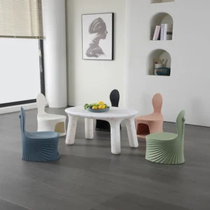 Sedie nordiche piccole e panca da pranzo tavolo scrittura sgabello basso con schienale per arredare il soggiorno